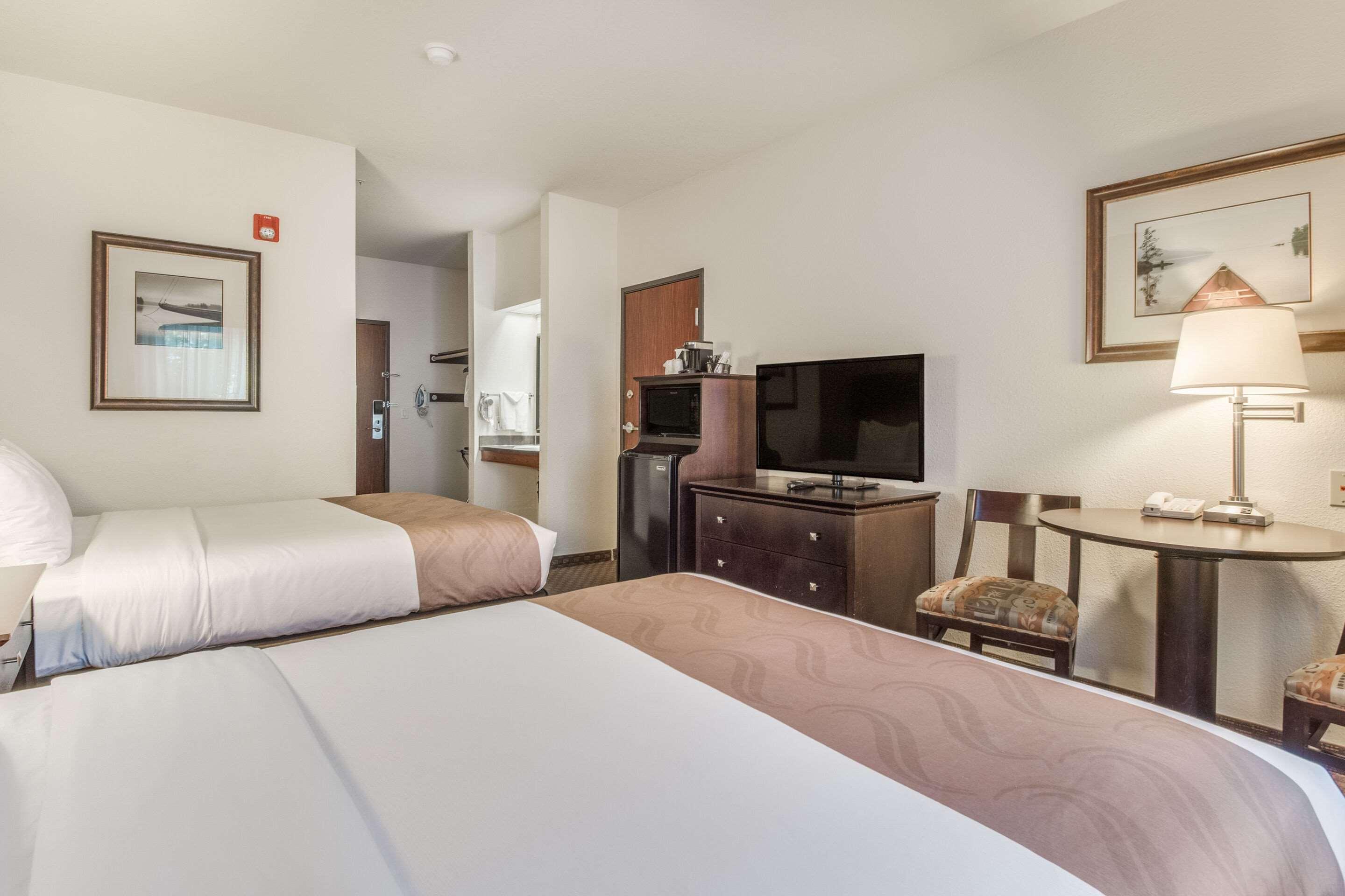 Quality Inn Gresham Bagian luar foto