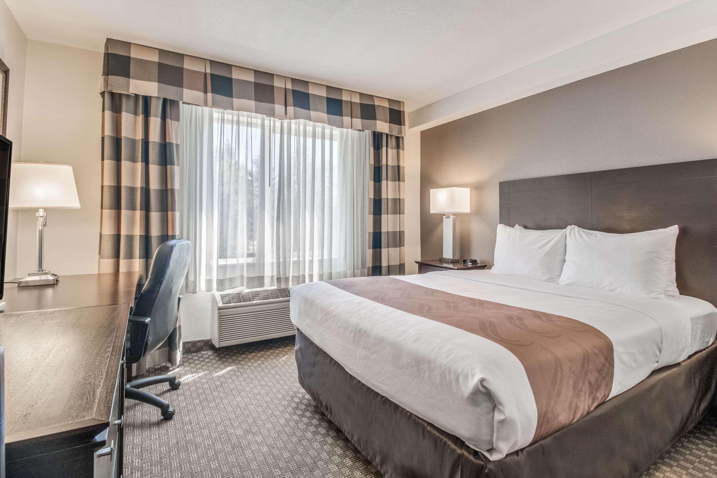 Quality Inn Gresham Bagian luar foto